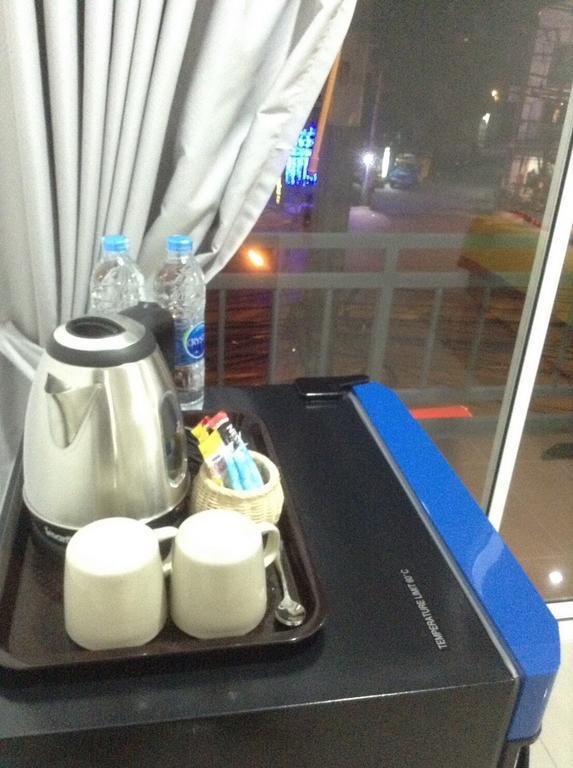 Hotel The Bread Basket Kamala Beach Zewnętrze zdjęcie